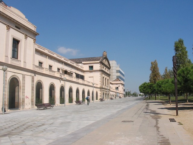 Spain: A cool sandbox thingy