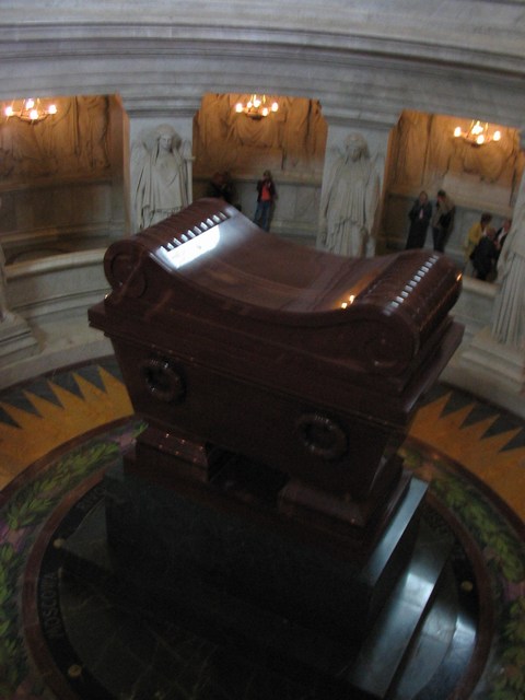 France: Inside, (the tomb)