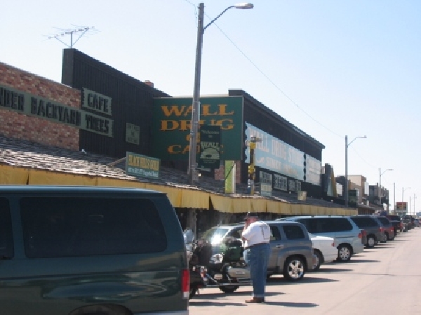 Wall Drugs Tourist Trap